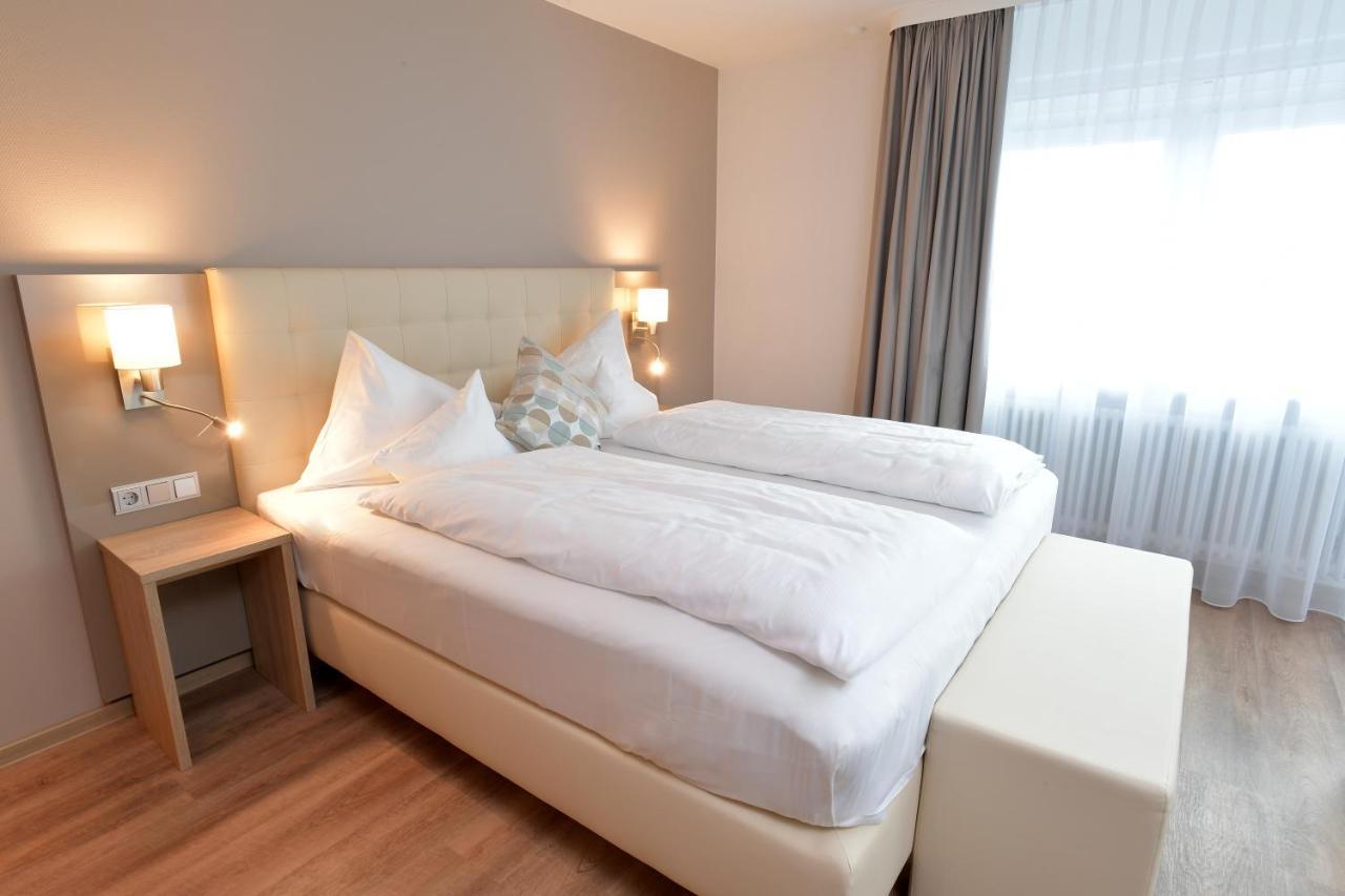 Hotel Krone Niefern-Oeschelbronn Ngoại thất bức ảnh