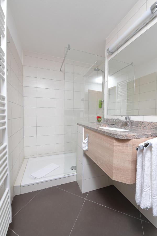 Hotel Krone Niefern-Oeschelbronn Ngoại thất bức ảnh