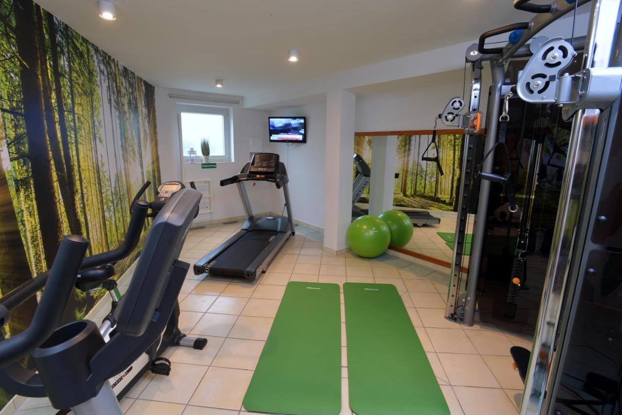 Hotel Krone Niefern-Oeschelbronn Ngoại thất bức ảnh