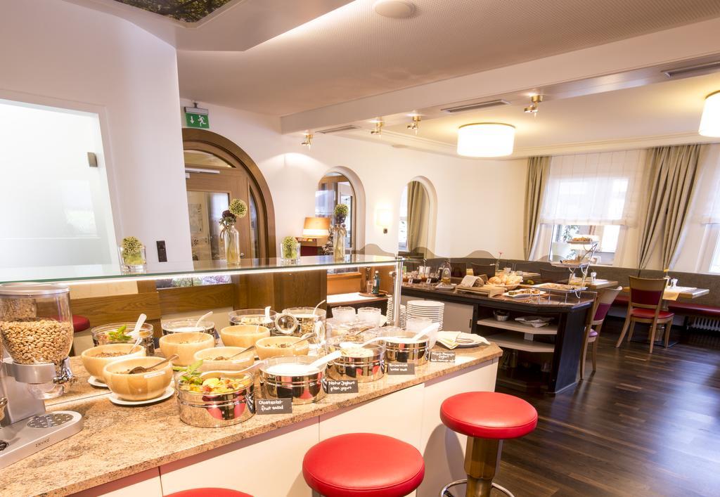 Hotel Krone Niefern-Oeschelbronn Ngoại thất bức ảnh