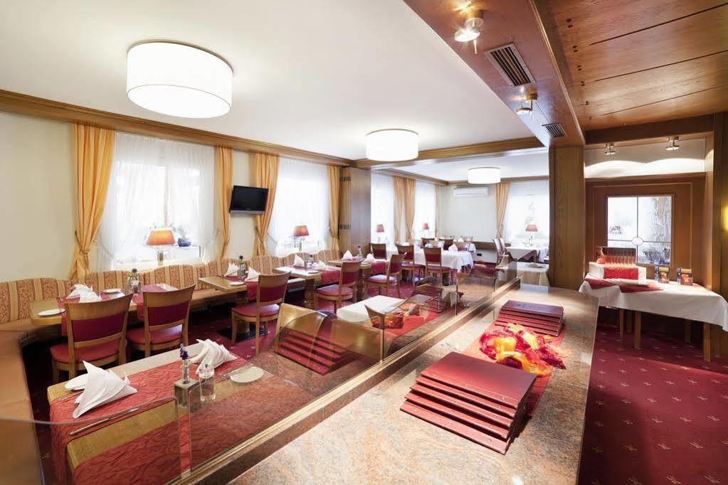 Hotel Krone Niefern-Oeschelbronn Ngoại thất bức ảnh